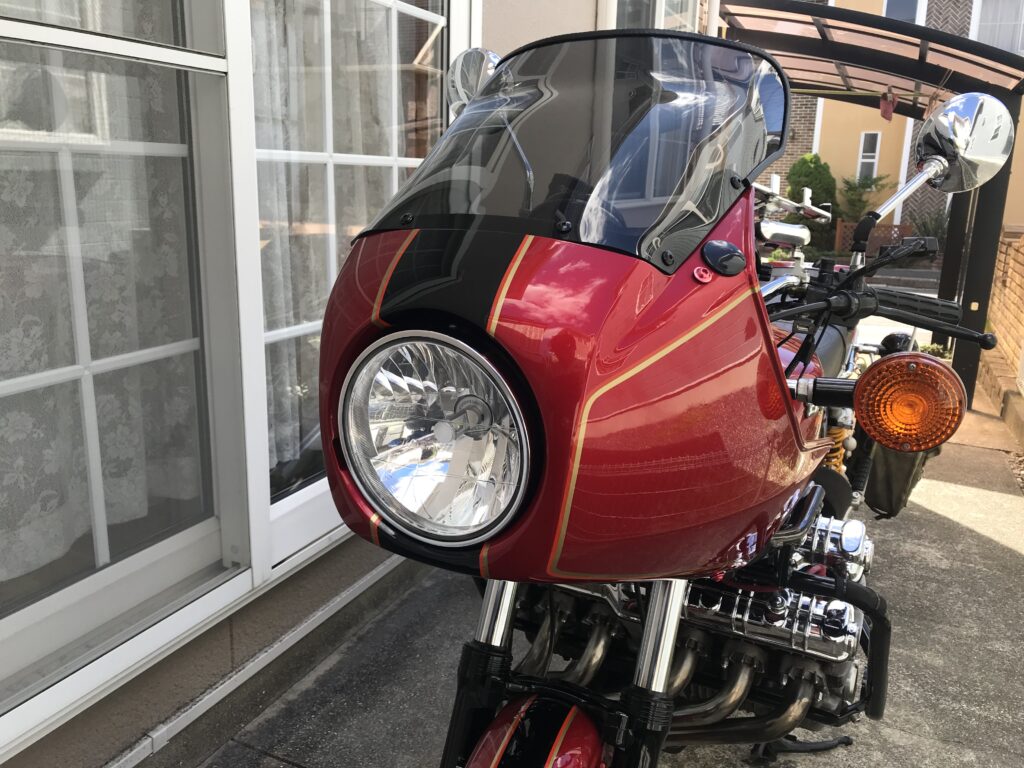 CBX1000-カウル取付
